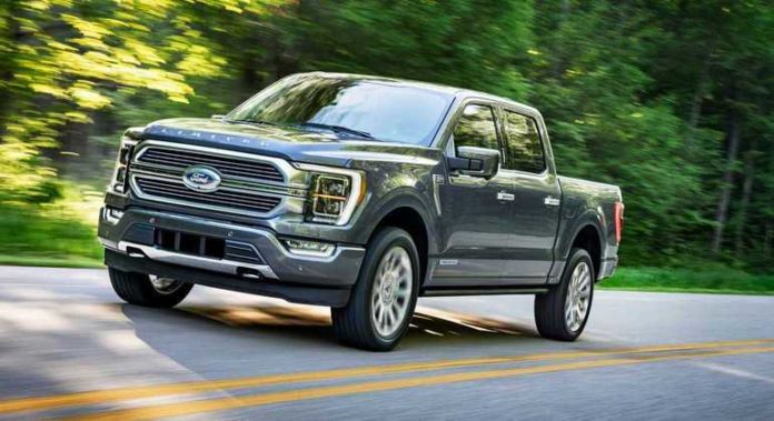 Modelo pode ser equipado com motor V6 híbrido de 3.5 litros de 436 cv