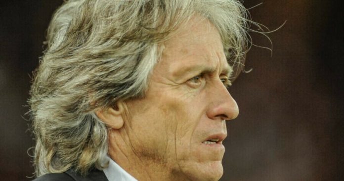 De acordo com a imprensa portuguesa, Jorge Jesus já teria fechado acordo com o Fenerbahçe, da Turquia.
