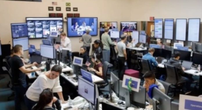 Centro de Operações do Facebook reúne especialistas em diversos setores