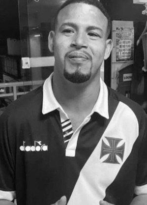 r7rio-052022-jovem-morto-barreira-do-vasco-07052022115917596.jpeg