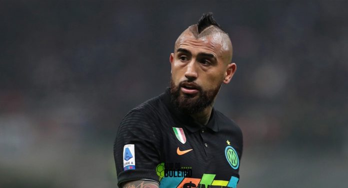 Vidal dá pista sobre o futuro e pode acertar com o Flamengo. (Foto: Reprodução)