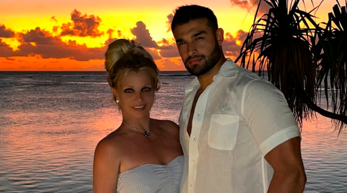 Britney Spears casou Sam Asghari