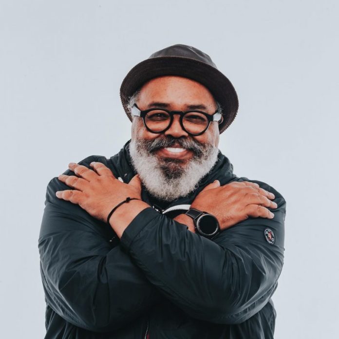 Aos 72 anos, Jorge Aragão é hospitalizado no Rio de Janeiro