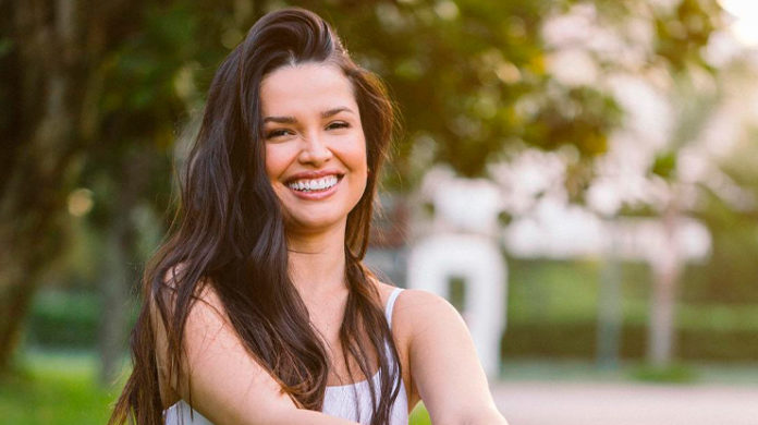 Juliette sobre ficar com mulheres: "não excluo a possibilidade"