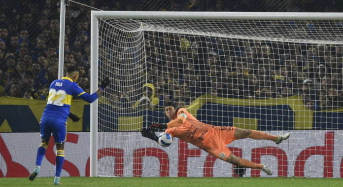 Cássio foi decisivo para a vitória do Corinthians sobre o Boca Juniors na Bombonera