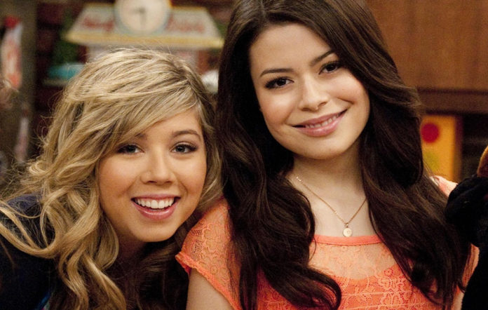 Miranda Cosgrove diz que não sabia dos abusos sofridos por Jennette McCurdy