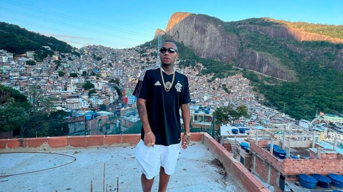 Orochi é criticado por prévia de música onde sexualiza Jade Picon
