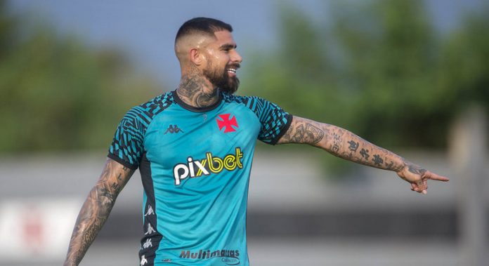 quintero-esta-de-volta-ao-time-do-vasco-23082022174144996.jpeg