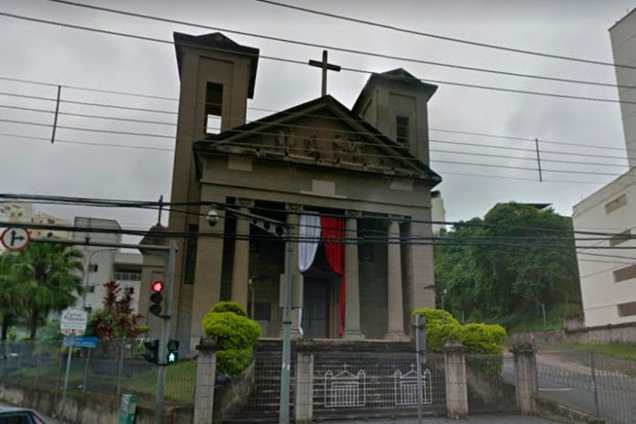 igreja-sao-mateus-google.jpg