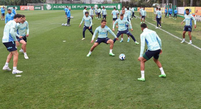palmeiras-e-athletico-pr-2022-treino-libertadores-allianz-05092022141957674.jpeg Palmeiras realiza último treino visando o duelo contra o Athletico-PR pela Libertadores