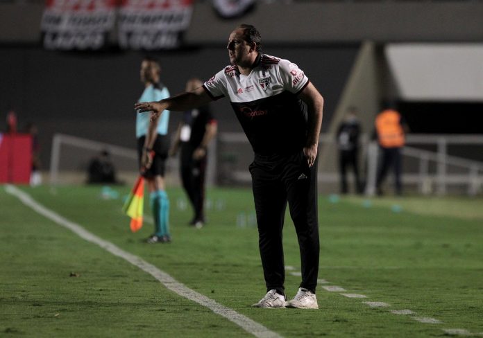 rogerio-ceni-sao-paulo-49.jpg Rogério Ceni pode ter dois retornos importantes em decisão da semifinal da Sul-Americana