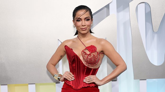 anitta-look-vermelho-inspiracao-vma-2022.jpg Anitta conta inspiração no Brasil para o look do VMA 2022