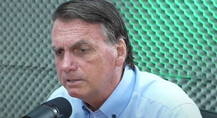 O presidente e candidato à reeleição, Jair Bolsonaro (PL), durante entrevista