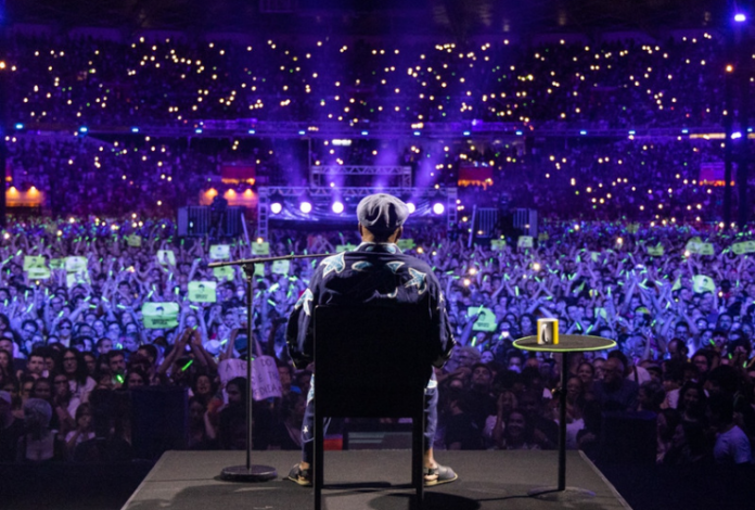 Emocionante! Milton Nascimento levou 60 mil pessoas ao Mineirão