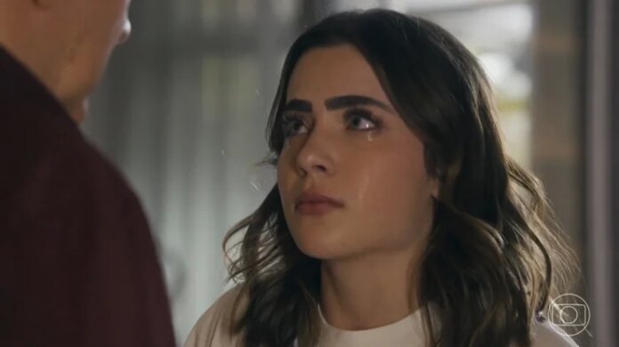 Web reage à primeira cena dramática de Jade Picon em "Travessia"