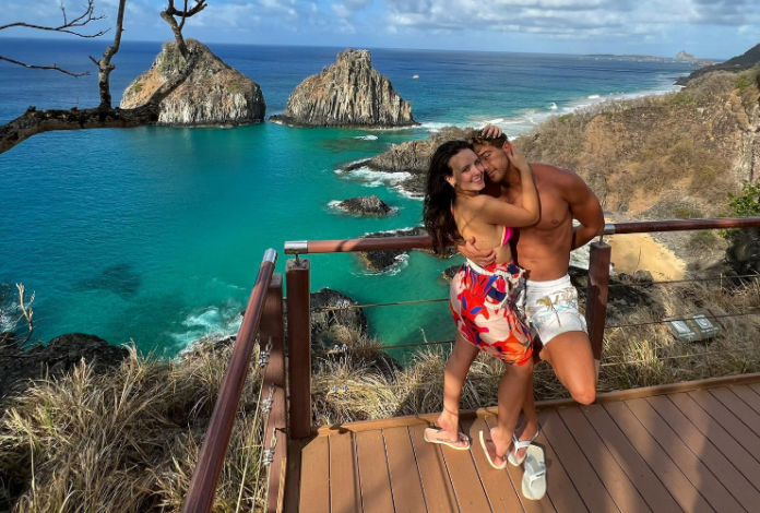 Muito amor! Larissa Manoela e André Luiz Frambach trocam declarações