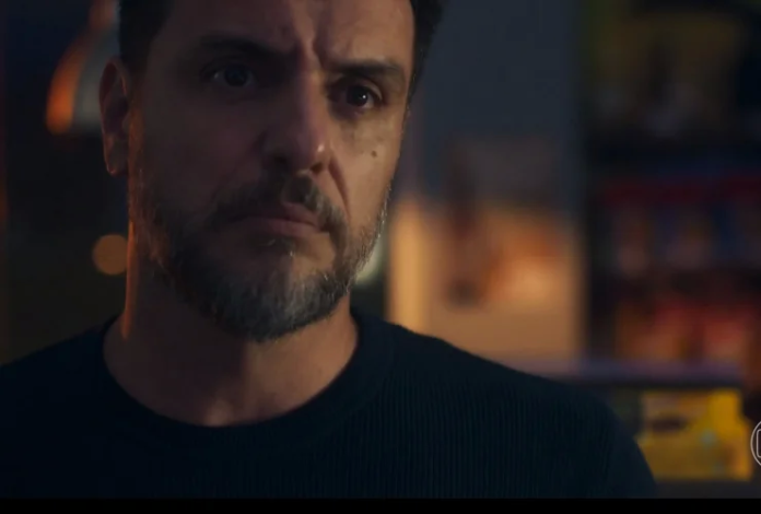Travessia: Primeiro encontro de Moretti e Chiara é cheio de emoções