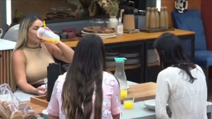 Em "A Fazenda", Deolane sugere retorno de Babi: "Misericórdia"