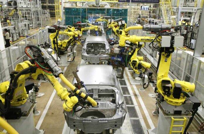 Dados da Anfavea mostram que produção de veículos aumentou quase 7%, em relação a 2021