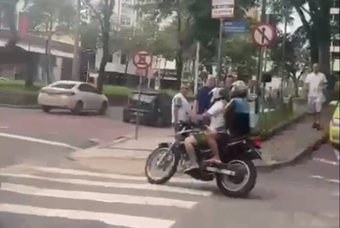 Dupla é presa após perseguição por ruas centrais de JF