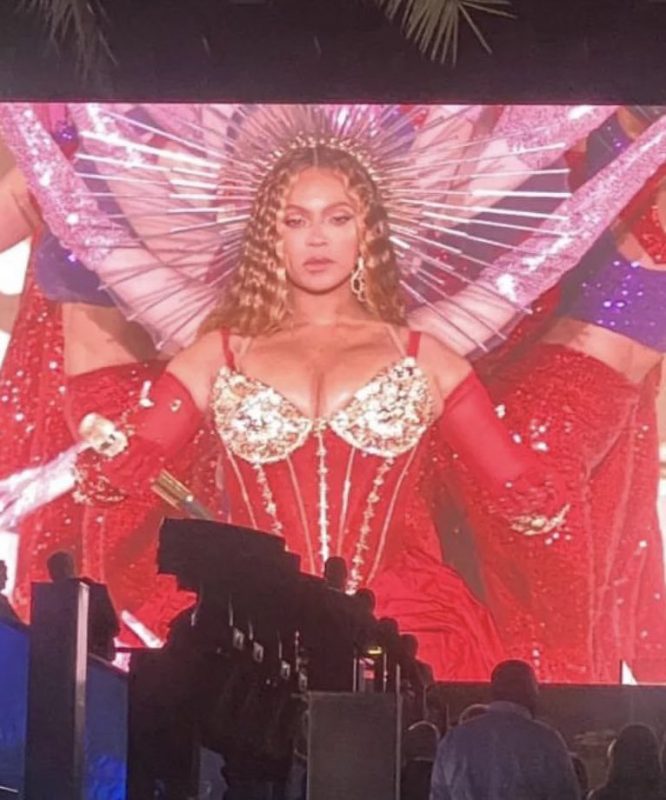 beyonce-dubai-666x800.jpg Beyoncé Dubai
