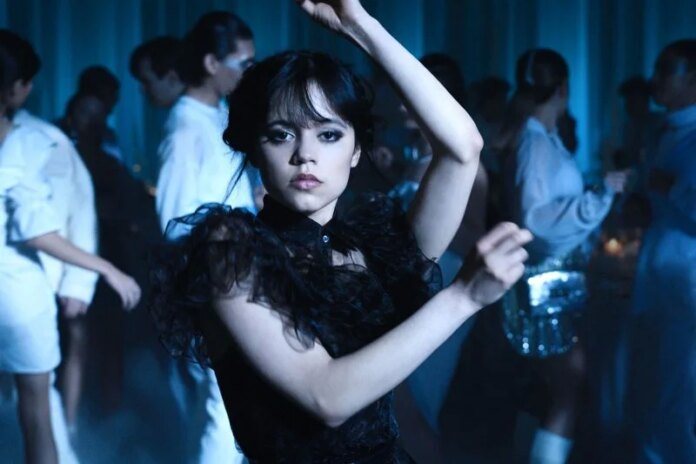 Pode isso? Jenna Ortega revela que gravou "Wandinha" com Covid-19