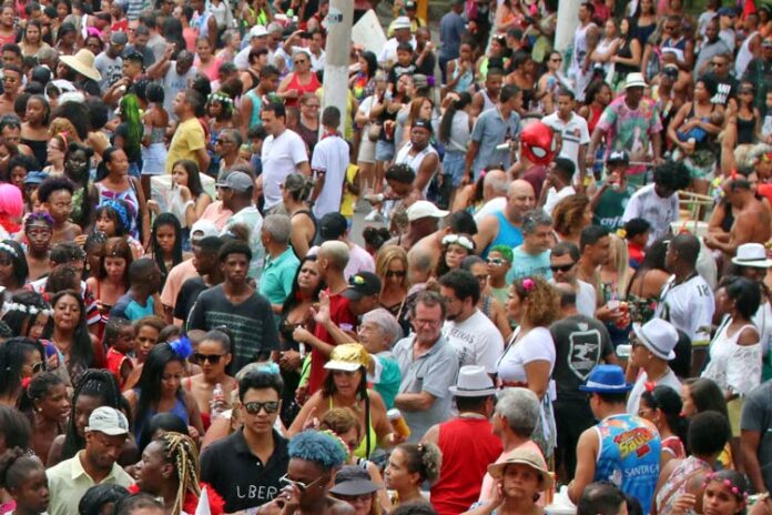 Com blocos de pré-carnaval, trânsito de JF tem modificações no fim de semana