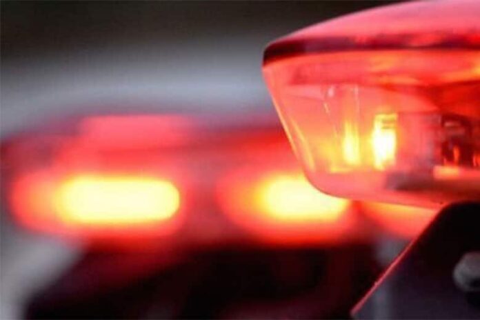 Dupla armada leva R$ 250 de posto de combustível