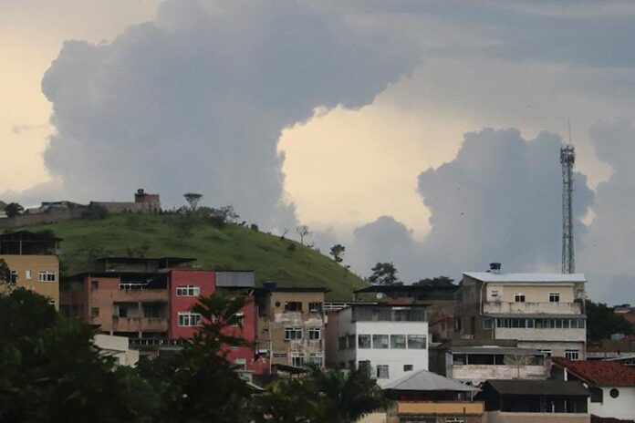 Massa de ar instável aumenta chance de chuva em Juiz de Fora