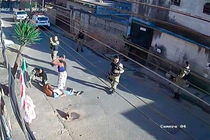 Oito são indiciados por crimes diversos e incêndio em ônibus na Vila Esperança II