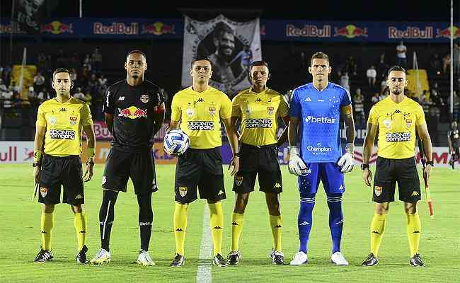 Bragantino x Cruzeiro: fotos do amistoso no interior de So Bragantino x Cruzeiro: fotos do amistoso no interior de So Paulo
