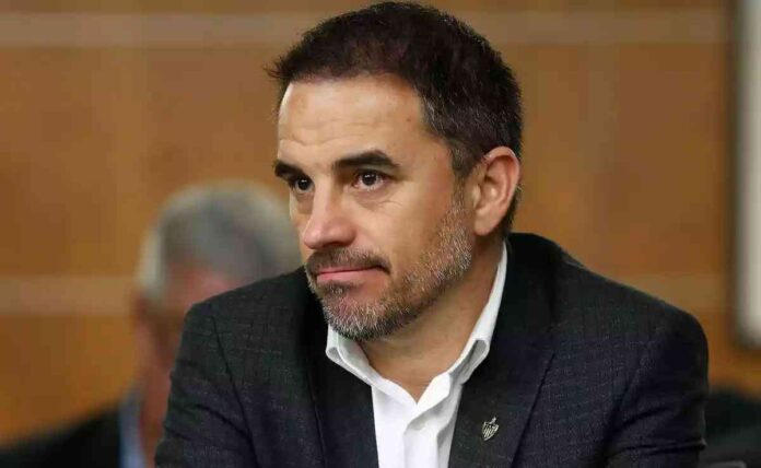 Diretor do Galo garante: 'Temos que reduzir elenco, a nossa realidade'