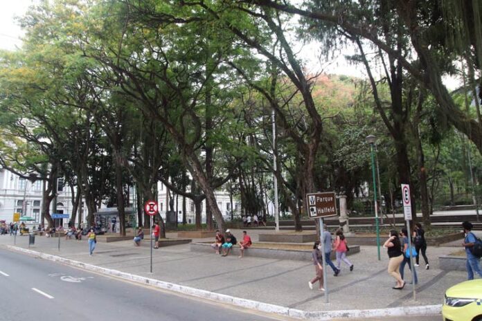 PJF realiza mutirão de empregos e oficinas gratuitas para mulheres