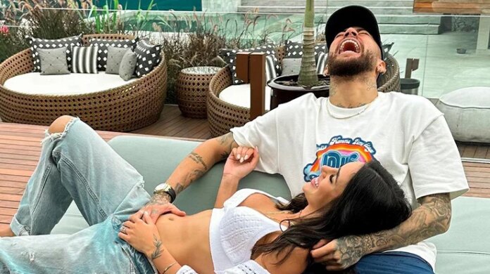 Após anúncio de gravidez, shipp 'Brumar' vai parar no trending topics