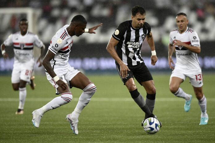 Brasileiro: São Paulo perde para o Botafogo por 2 a Brasileiro: São Paulo perde para o Botafogo por 2 a 1 - 15/04/2023 - Esporte