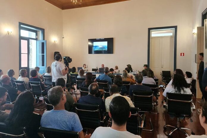 Carvoaria em Monte Verde tem até dia 8 para mitigar emissão de fumaça