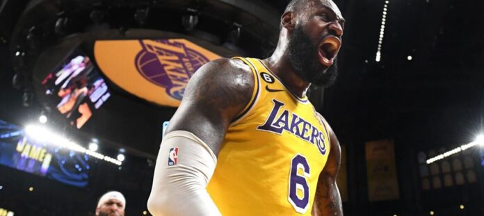 LeBron James lidera vitória dos Lakers sobre Grizzlies nos playoffs da NBA