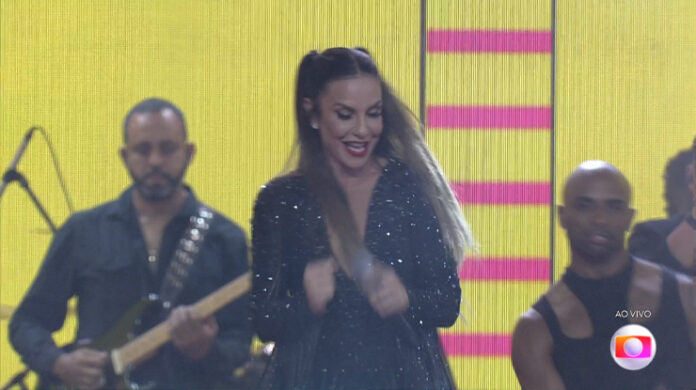 bbb23-show-ivete-sangalo-carnaval-fora-de-epoca.jpg BBB23: Ivete Sangalo e Rebecca levam carnaval fora de época para festa