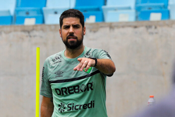 Antnio Oliveira de volta ao Cuiab :: ogol.com.br