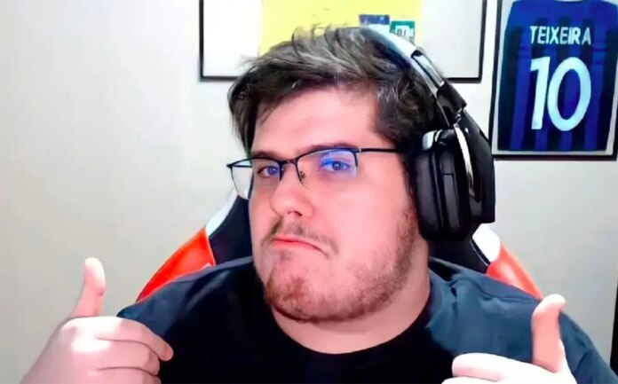 Casimiro transmite "Homem-Aranha: No Aranhaverso" na Twitch