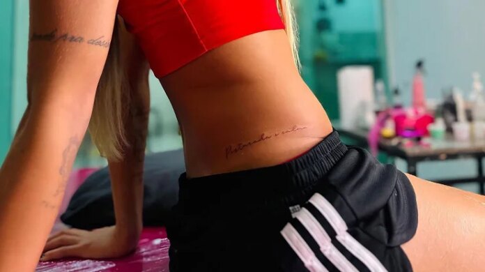 key-alves-tatuagem-mexico-italia-posturada-e-calma.jpg Qual é o país? Público aponta erro em nova tatuagem de Key Alves
