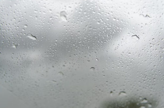 domingo - chuvas - rajadas de vento - alertas - previsão do tempo - chuva - inmet