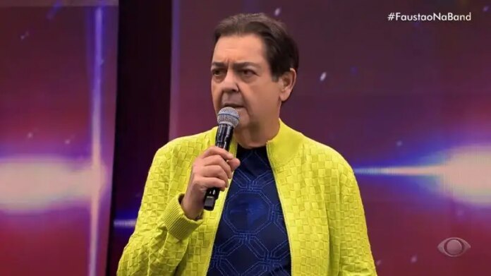 Adriane Galisteu responde chance de substituir o Faustão na Band