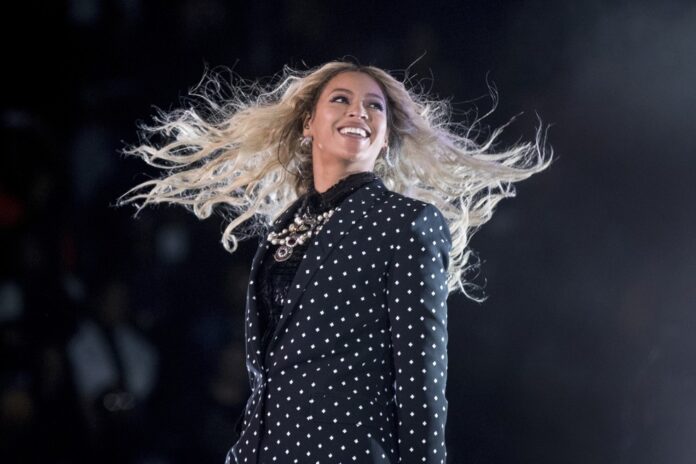 ap23130856594065.jpg Beyoncé — Foto: Andrew Harnik/AP Photo