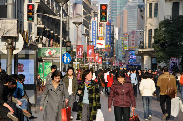 Banco Mundial corta previsão para PIB da China com dívida alta e fraqueza no setor imobiliário | Foto: Anjum Gupta / Alamy Stock Photo