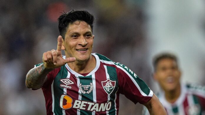 Corinthians não quis Germán Cano de graça para trazer atacante odiado pela torcida