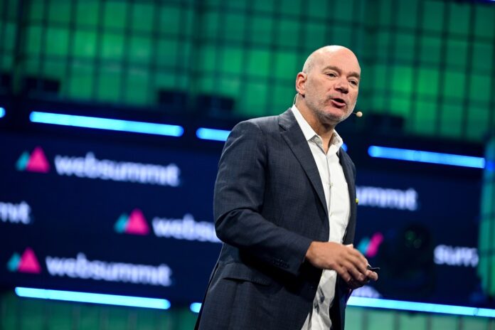 Andrew McAfee, cientista do MIT, no Web Summit 2023 — Foto: Eóin Noonan/Web Summit via Sportsfile