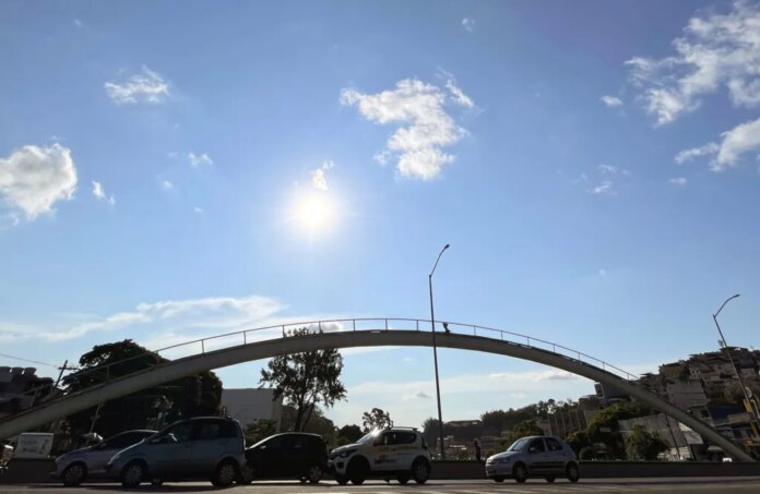 Sábado iguala recorde de calor com 35,8 graus em Juiz de Fora