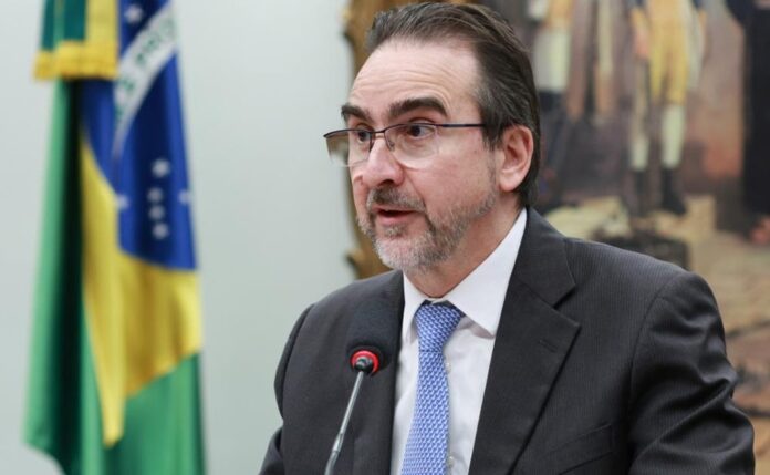 Appy reforçou que a quantidade de setores que pagarão alíquota reduzida ficou maior do que o desejado pela equipe econômica — Foto: MyKe Sena/Câmara dos Deputados