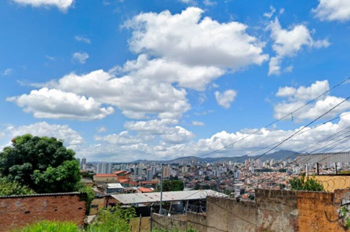 Adolescente desaparecida conheceu homem de 41 anos em app de relacionamento